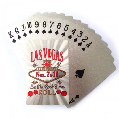 Jeu de Cartes de Luxe Las Vegas "Lucky 7 & 11" argent/rouge