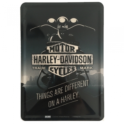 Carte Postale Métallique Harley Davidson "Shadow"