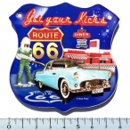Magnet Route 66 "Get Your Kicks" en bois verni et en relief
